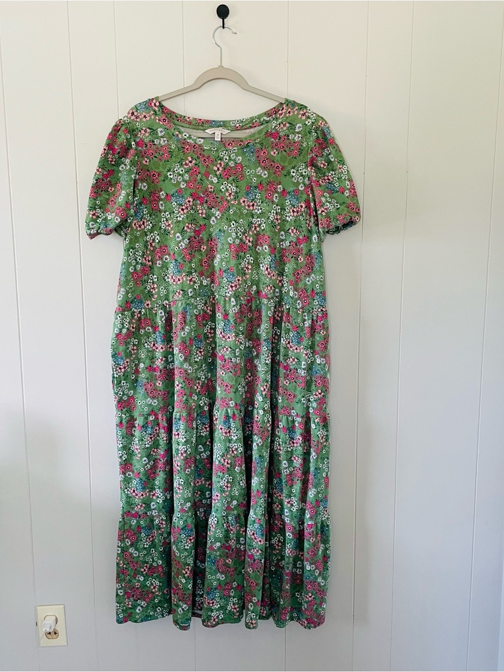 crown & ivy Green Floral Tiered Maxi Dress with Pink and White Accents